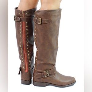 Brown vegan boots w red zipper detailing